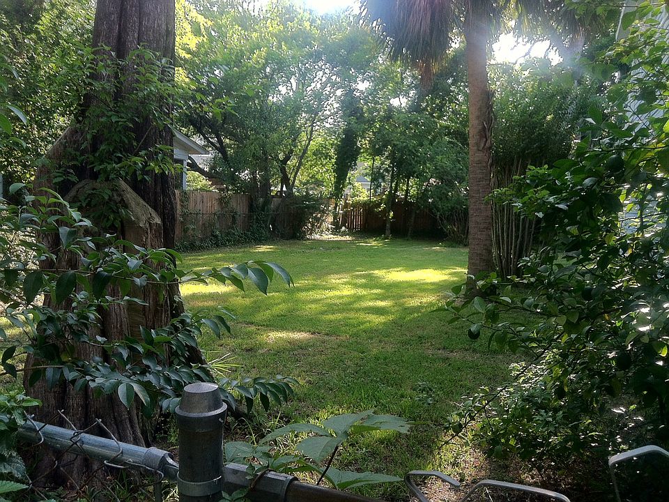 2nd image of 95 Magnolia Ave
