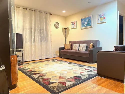1428 Bath Ave #2E Photo 1