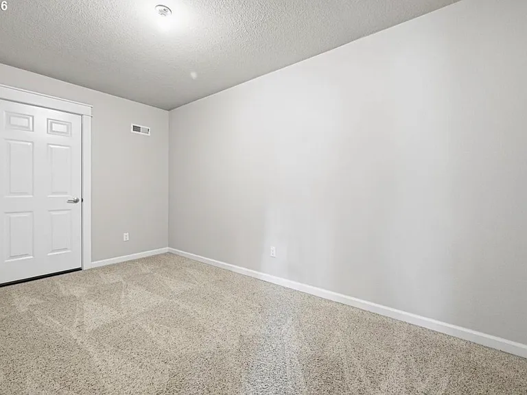404 N X St — Photo 21