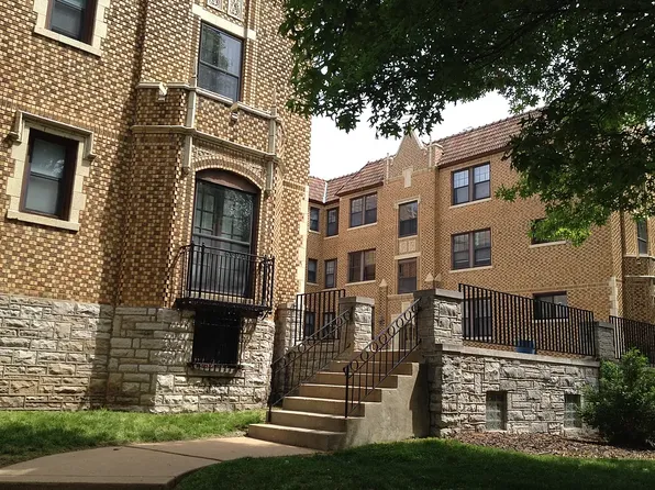 7551 Byron Pl APT 3N, Saint Louis, MO 63105