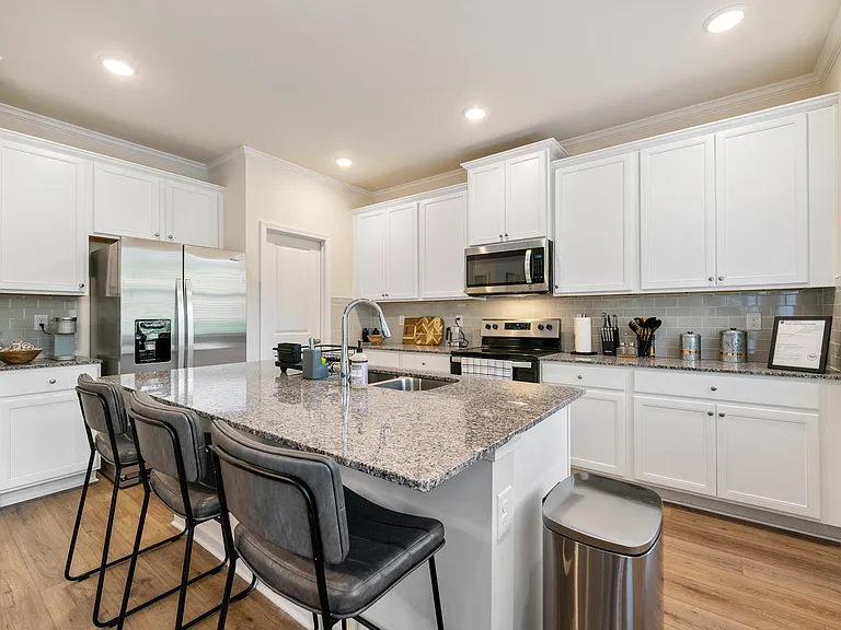 535 Hancock Dr SE — Photo 19