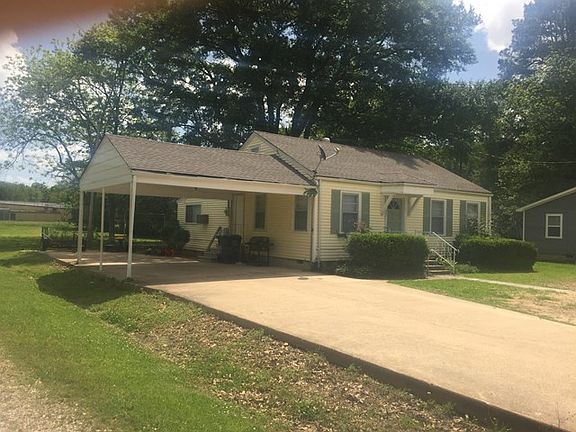 2nd image of 203 Park St