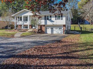 231 Springwell Ln, Paducah, KY 42001