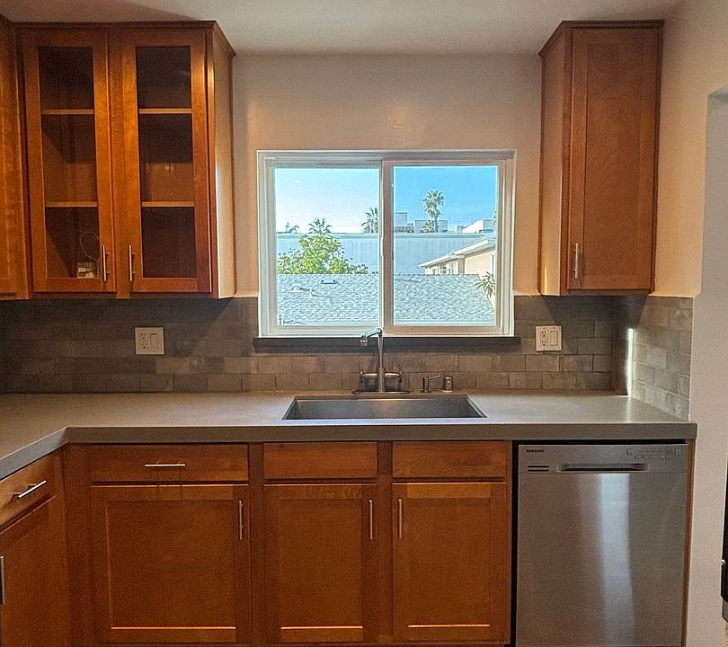 1st image of 1233 Franklin St #203