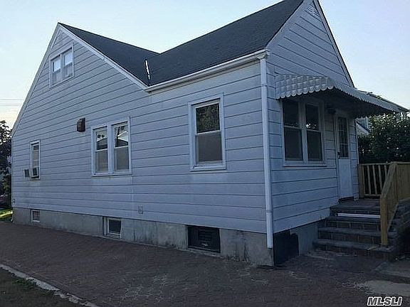 5th image of 946 Cherry Ln