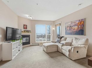 69 Springborough Ct SW #236, Calgary, AB T3H5V5