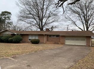 93 Dixie Ln, Jackson, TN 38301
