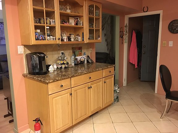 5th image of 37 Lovell Ave