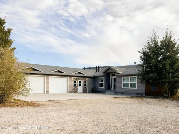 809 State Highway 353 St, Boulder, WY 82923