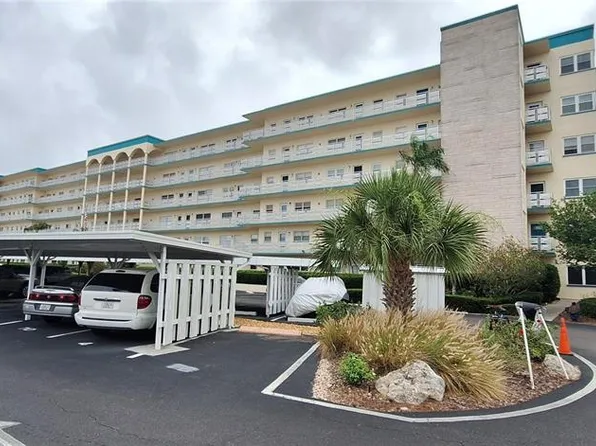 2960 59th St S APT 407, Gulfport, FL 33707