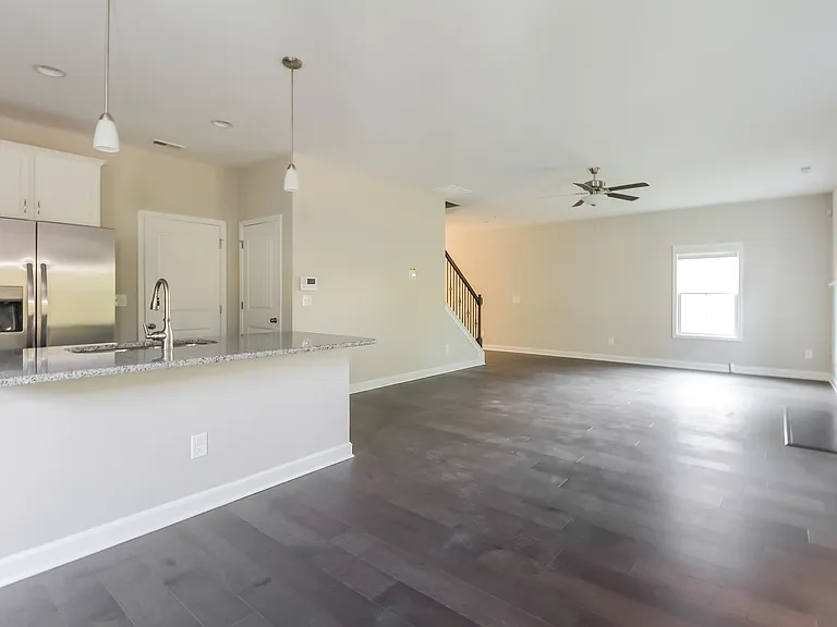 408 Anchor Hitch Ct — Photo 6