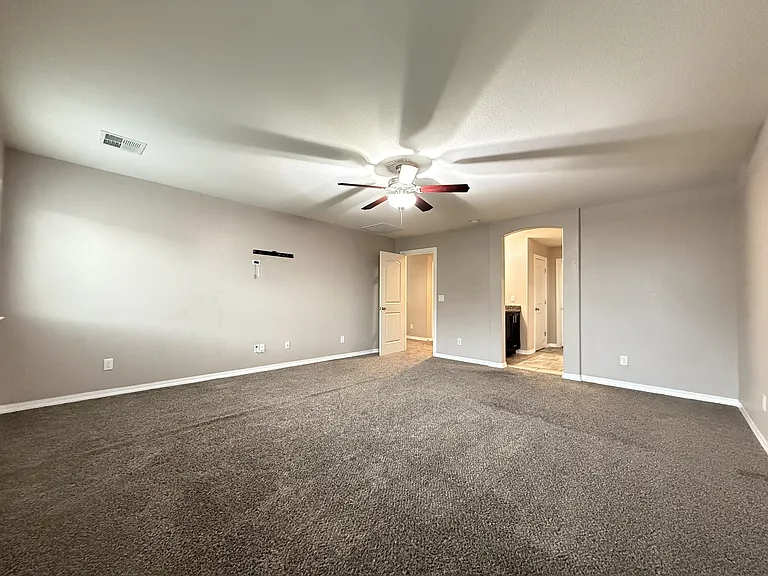1028 Flyer Pl — Photo 37