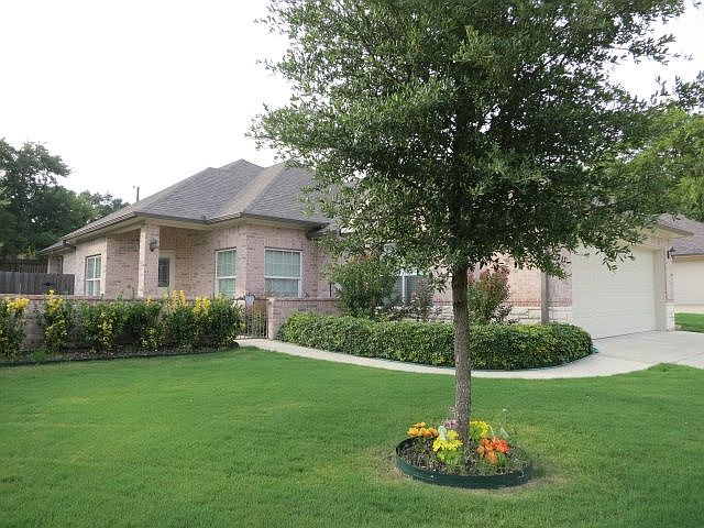 1st image of 502 Park Place Ln