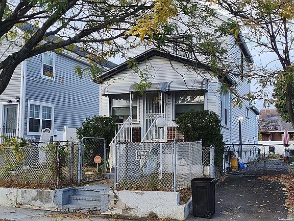 5th image of 132-15 Bennett Ct