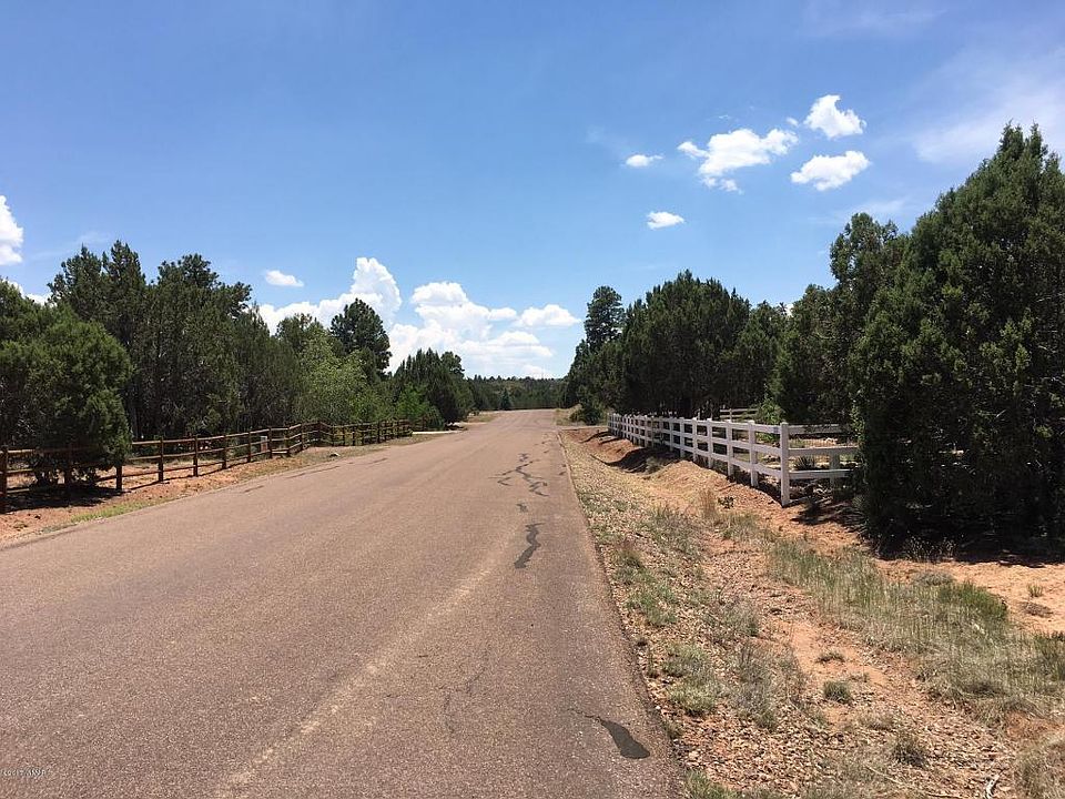 2nd image of 950 Wild Horse Rd