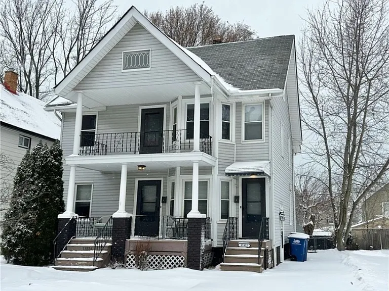 17422 Northwood Ave — Photo 1