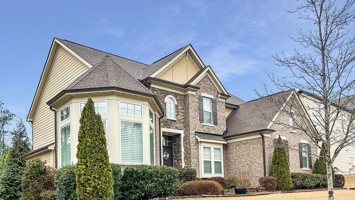 Building Photo - 3405 Trowbridge Dr