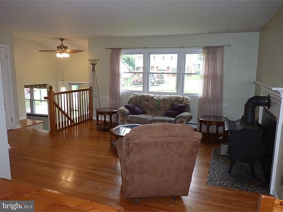 5th image of 2619 Bardell Dr