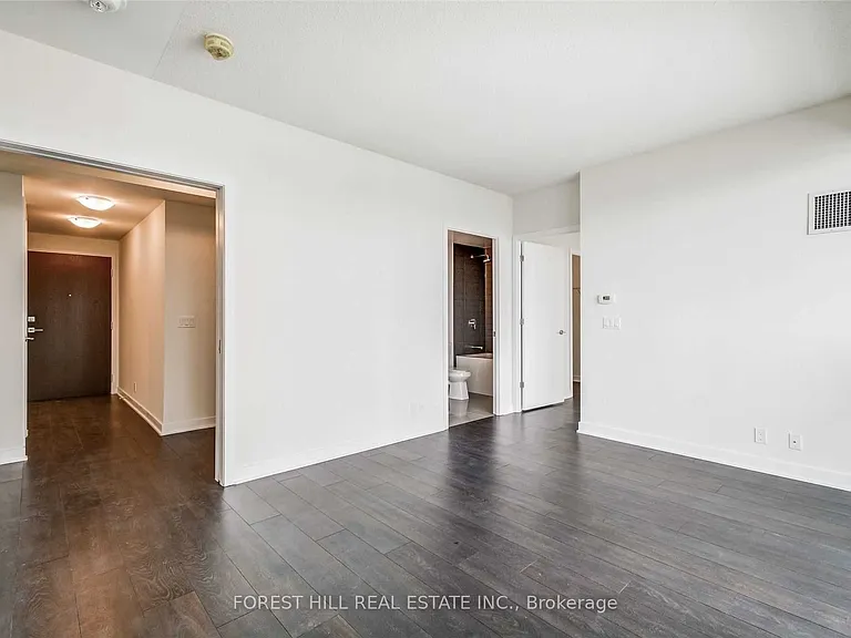 2221 Yonge St #5301 — Photo 14