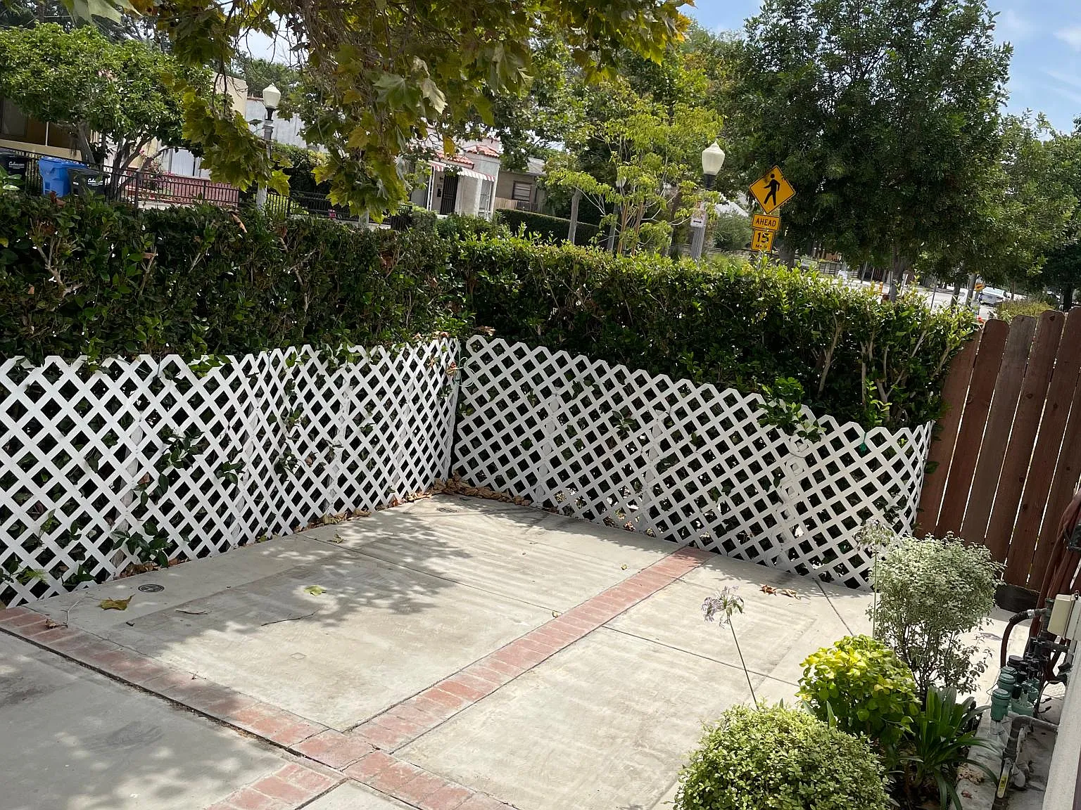 2 bed, 840 sqft, $4,075 — Photo 2