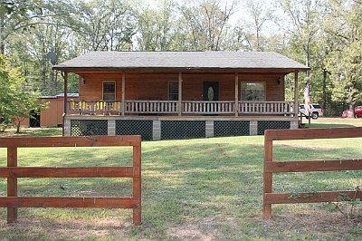 Custom built 1280 sq. ft. home in 2005 on approx. 2.5 acres