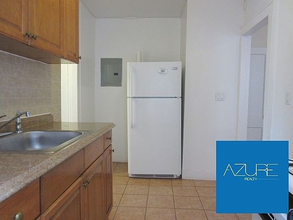 3rd image of 21-67 27th St #3AA