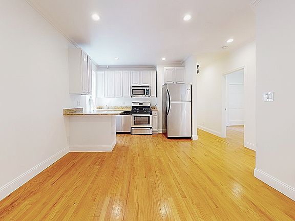 2nd image of 542 W 147th St #5LB3