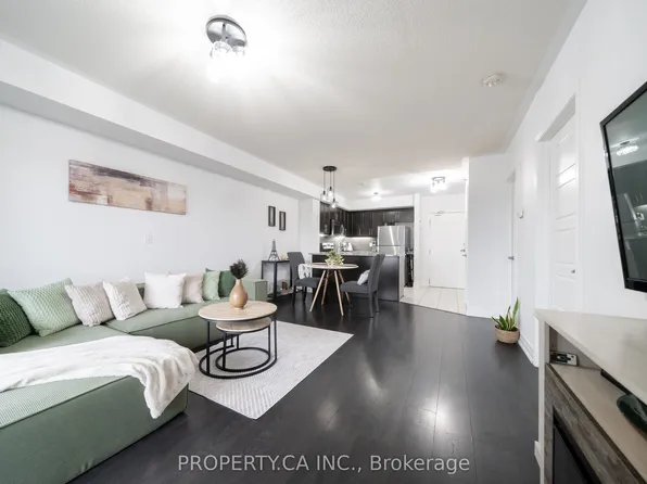 70 Baycliffe Cres #412, Brampton, ON L7A 0Z5