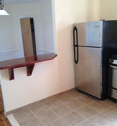 2nd image of 284 E 31st St APT 3D
