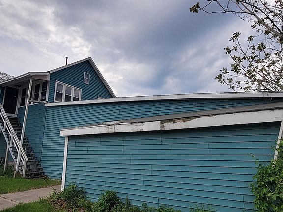 5th image of 1748 Lakeshore Dr