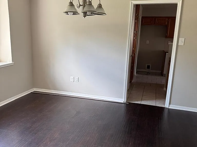 9706 Galston Ln — Photo 12