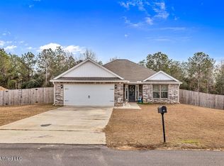 53 Summit View Dr, Perkinston, MS 39573