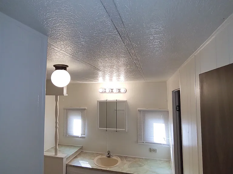8674 Doris St — Photo 11