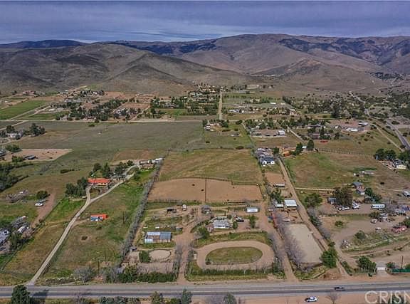 3rd image of 8627 Sierra Hwy