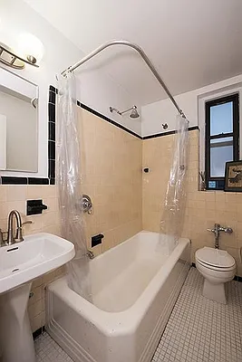 Sold by Bohemia Realty Group | media 6