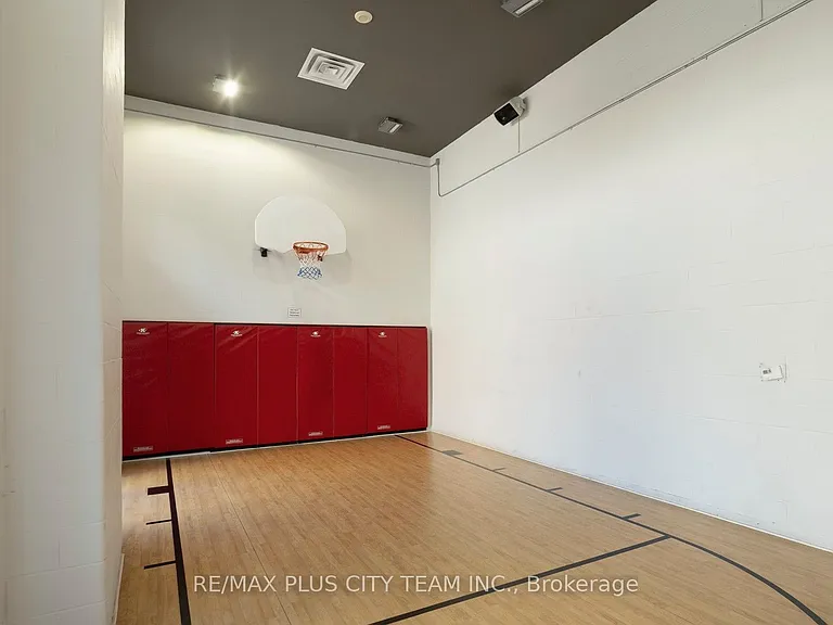 5 Hanna Ave #434 — Photo 30