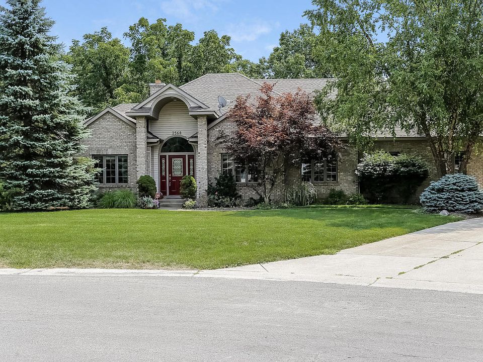 2nd image of 2568 Red Clover Dr SE