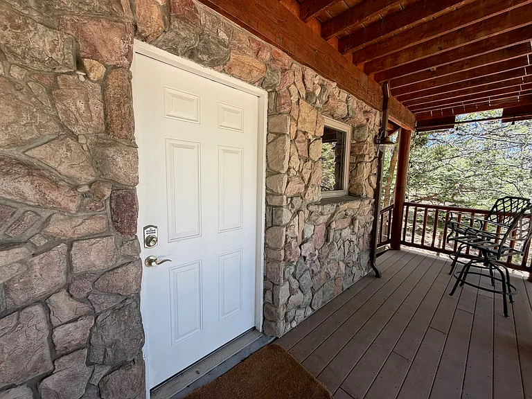 Private 1 bedroom apartment