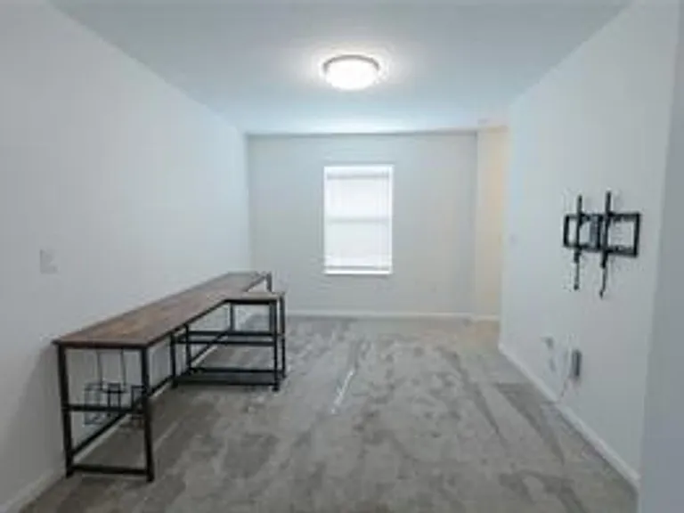 1821 Heart Lake Dr — Photo 17