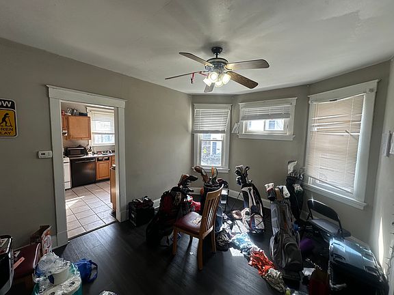 4th image of 313 Warner St