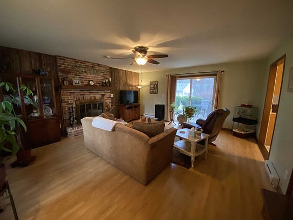 2nd image of 106 W Melody Ln