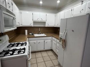 862 Throggs Neck Expy FLOOR 2, Bronx, NY 10465
