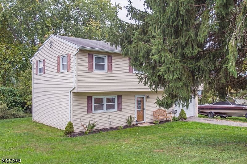 1st image of 3 Hadowanetz Dr