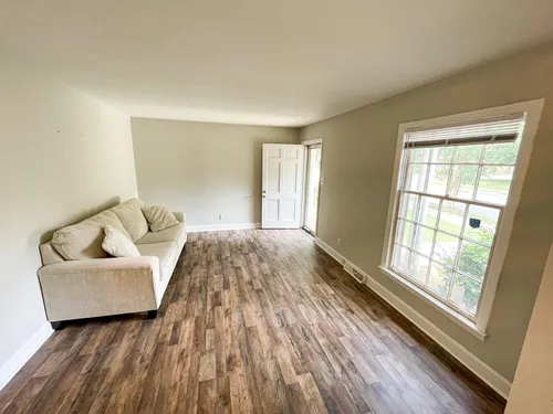 1400 Brookdale Ave Photo 1