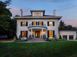 4042 Clifton Ridge Dr, Cincinnati, OH 45220