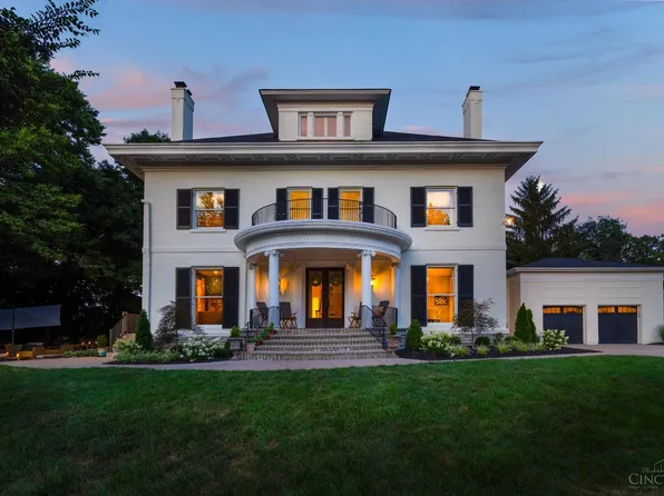 4042 Clifton Ridge Dr, Cincinnati, OH 45220