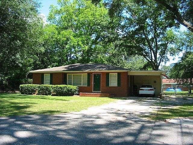1st image of 304 Highland Heights Dr