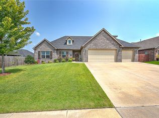 1210 Marcello Ave, Springdale, AR 72762