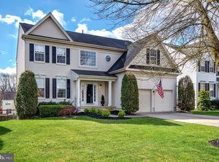45 Oakhurst Ln, Mount Laurel, NJ 08054
