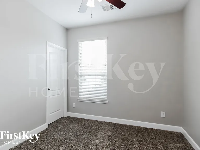 6015 River Timber Trl — Photo 12